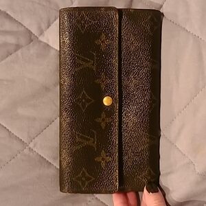 Louis Vuitton Monogram Brown Sarah Wallet